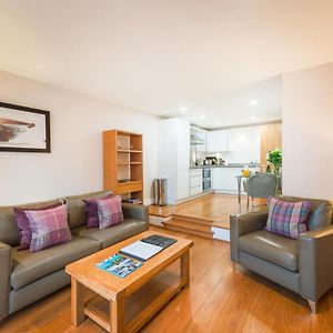 Superior One-Bedroom Apartment